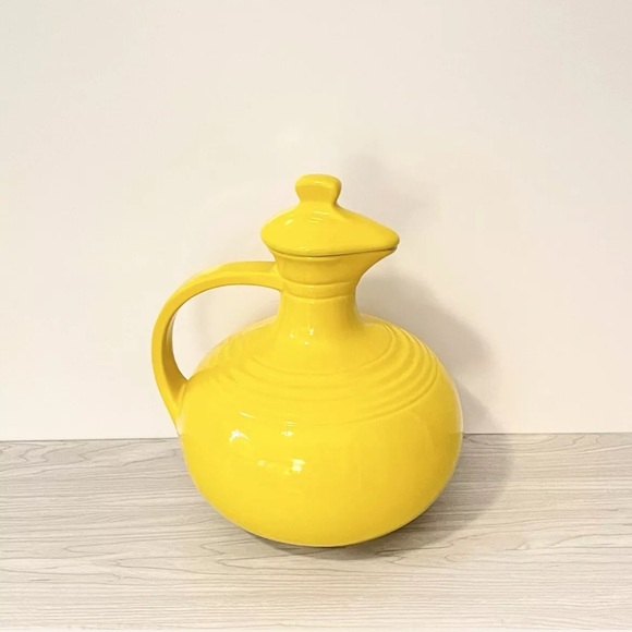 Vintage Hall’s 5 Band Pitcher with Lid Mid-Century Modern Rare - Picture 2 of 10